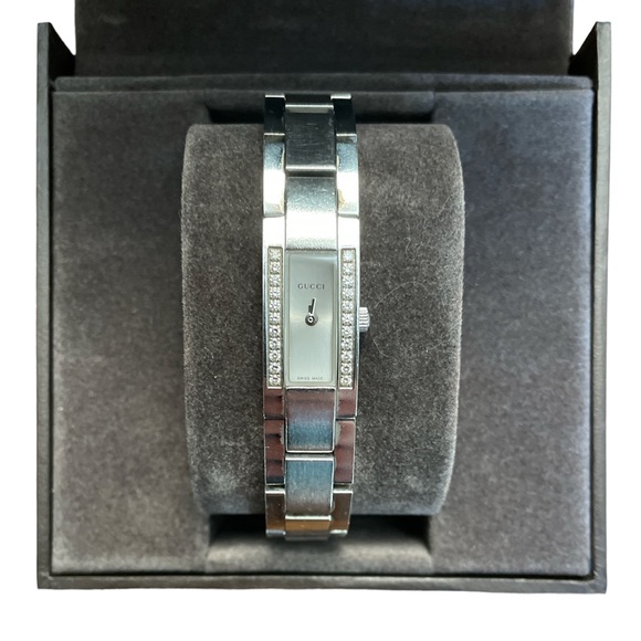 Ladies Gucci Deco Diamond Watch - Picture 3 of 3